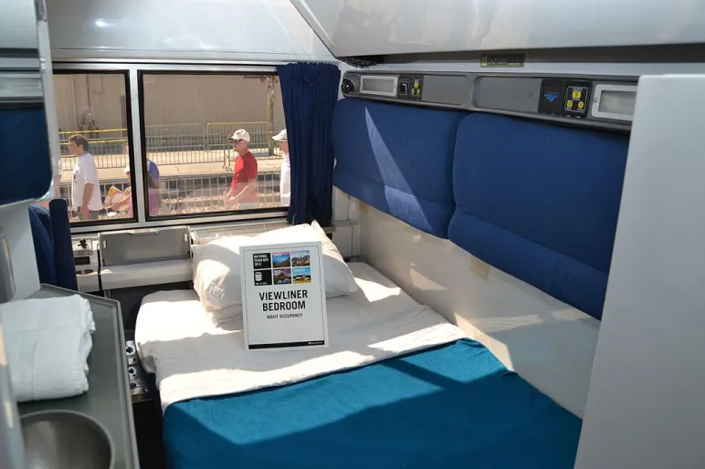 Amtrak Viewliner Bedroom