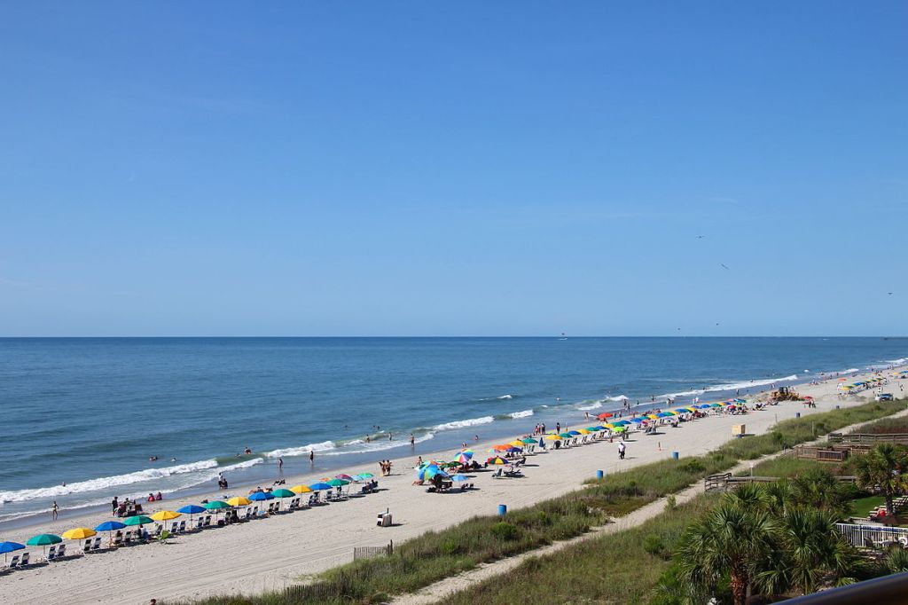 Which Amtrak station is closest to Myrtle&nbsp;Beach?