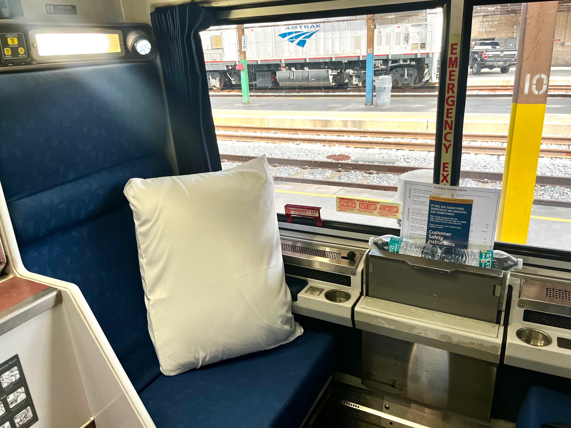 Are Amtrak roomettes private?