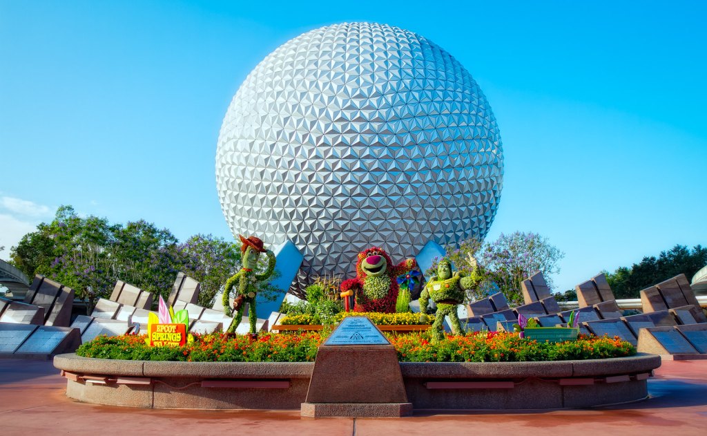 EPCOT Spaceship with topiaries