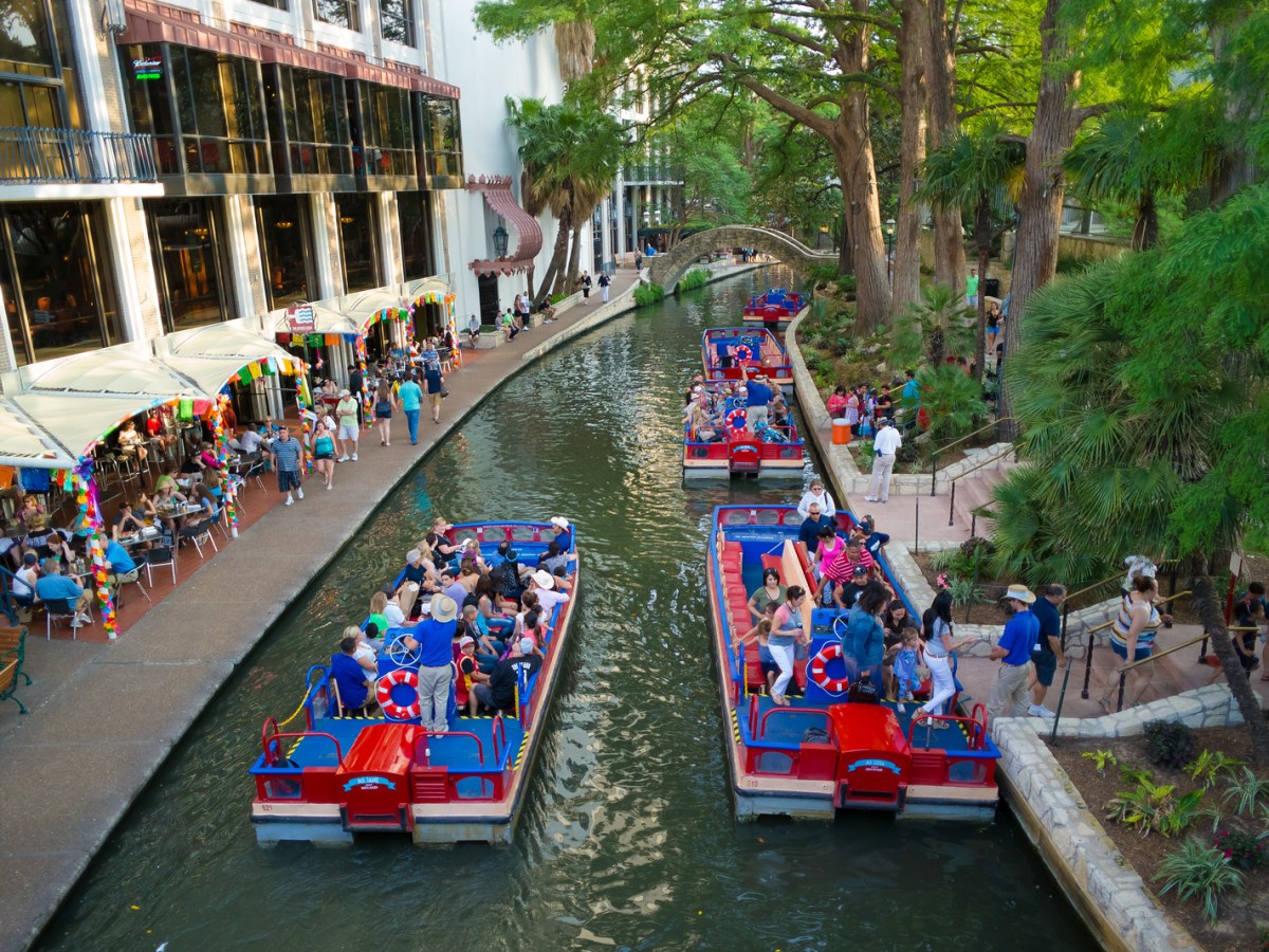 10 attractions on the Sunset Limited route to plan a trip&nbsp;around