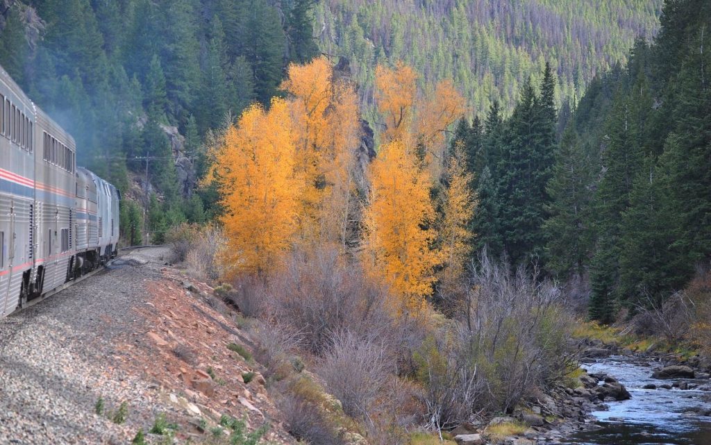 10 best train routes to ride in the&nbsp;fall