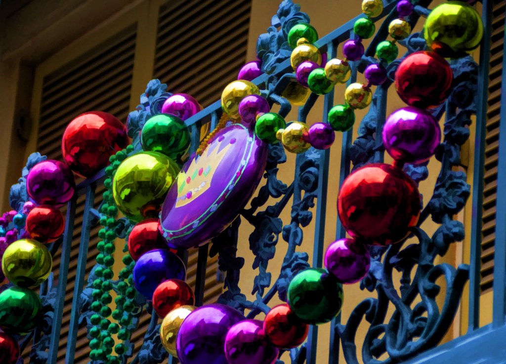 How to get to Mardi Gras in New Orleans by&nbsp;train